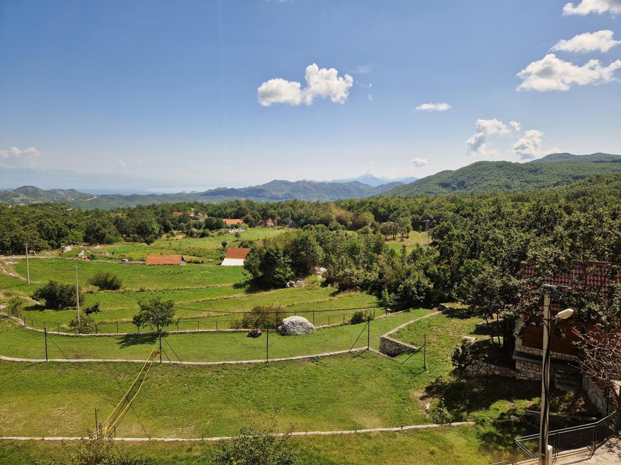Mountain Village House Cetinje Esterno foto